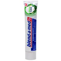 Blend a Med Kräuter Clean Zahncreme mit Fluorid...
